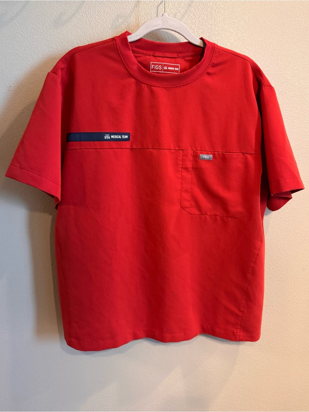 FIGS Men’s Red Short-Sleeve Crew Neck USA Olympic Medical Team Scrub Top